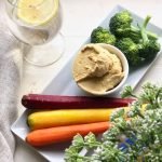 Hummus and vegetables